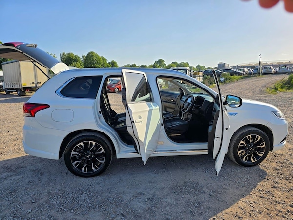 Used Mitsubishi Outlander 2015 for sale - 75054193: Photo 18