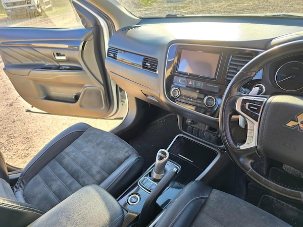 Used Mitsubishi Outlander 2015 for sale - 75054193: Photo 22