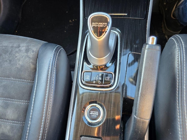 Used Mitsubishi Outlander 2015 for sale - 75054193: Photo 27