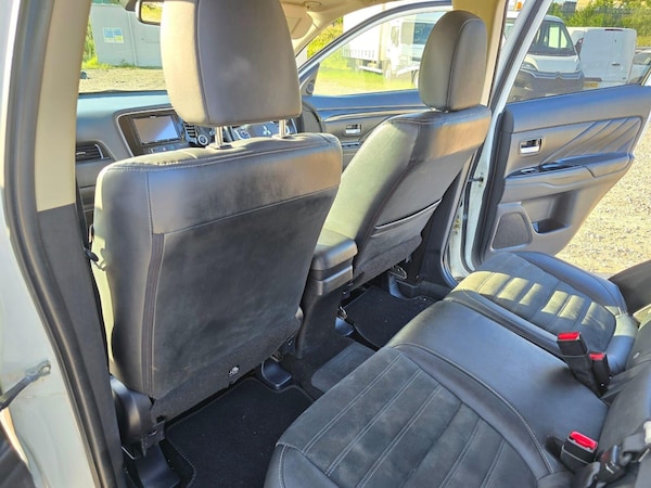 Used Mitsubishi Outlander 2015 for sale - 75054193: Photo 33