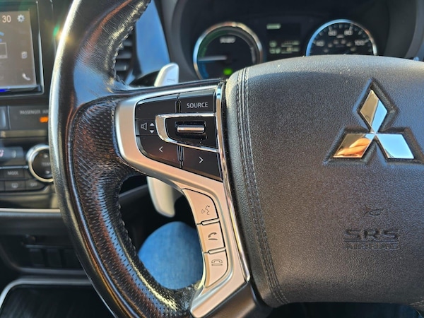 Used Mitsubishi Outlander 2015 for sale - 75054193: Photo 35