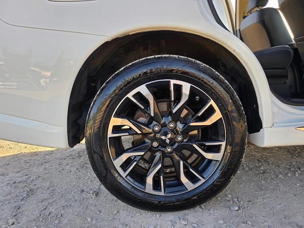 Used Mitsubishi Outlander 2015 for sale - 75054193: Photo 38