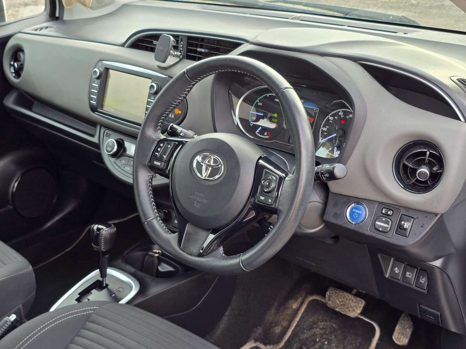 Used Toyota Yaris 2017 for sale - 76069803: Photo 23