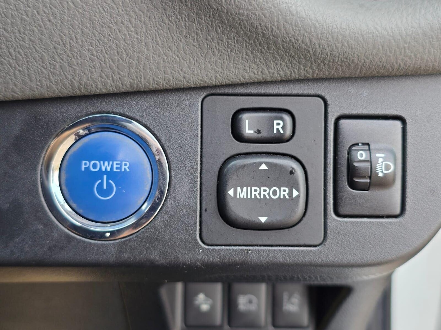 Used Toyota Yaris 2017 for sale - 76069803: Photo 26