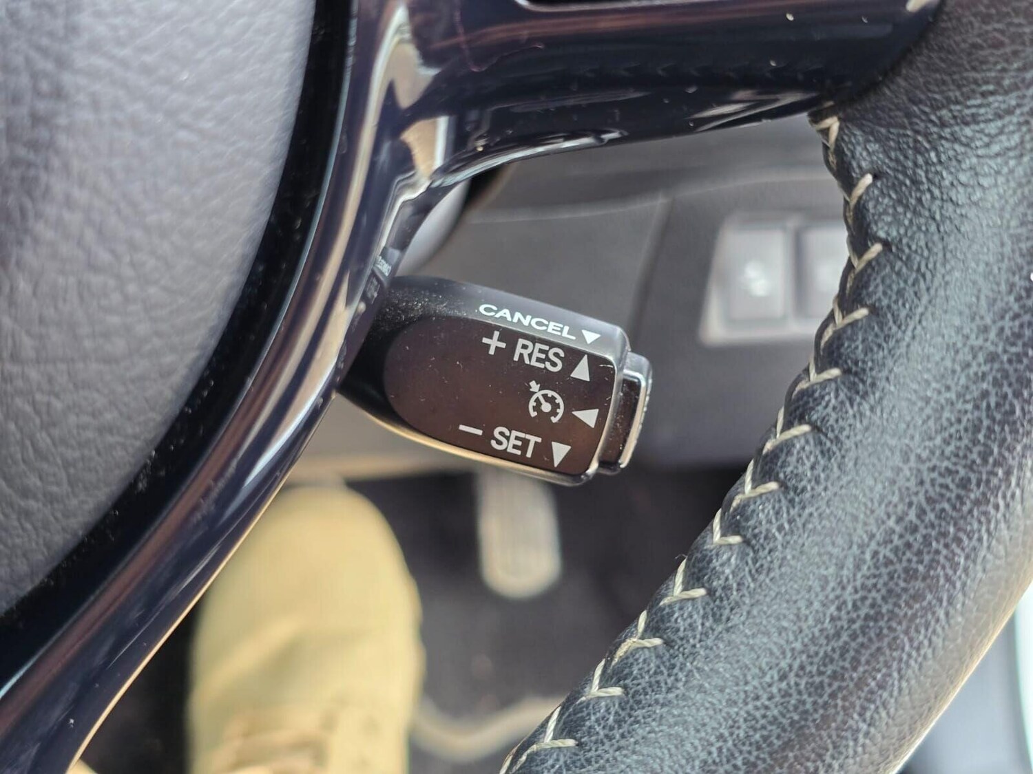 Used Toyota Yaris 2017 for sale - 76069803: Photo 30