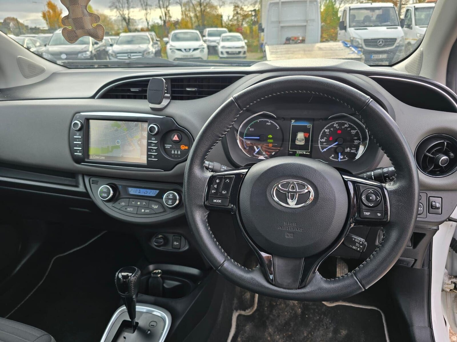 Used Toyota Yaris 2017 for sale - 76069803: Photo 38