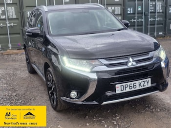 Used Mitsubishi Outlander 2017 for sale - 78906812: Photo