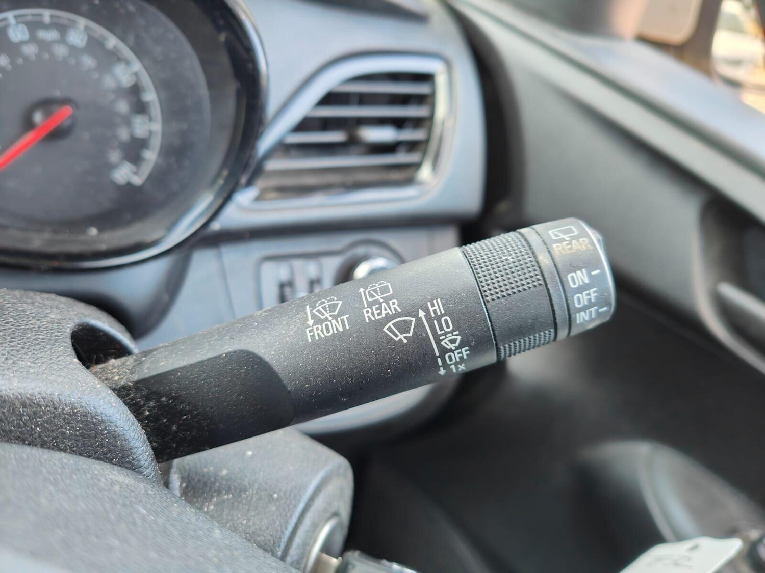 Used Vauxhall Viva 2016 for sale - 77249702: Photo 28