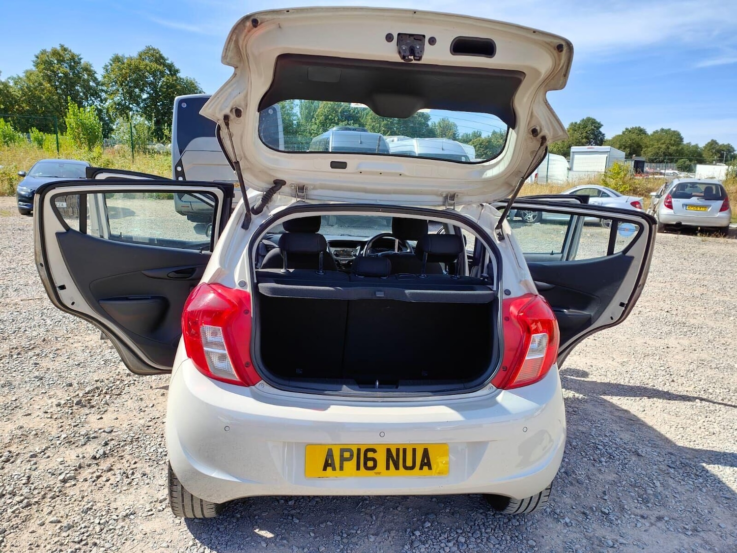 Used Vauxhall Viva 2016 for sale - 77249702: Photo 33