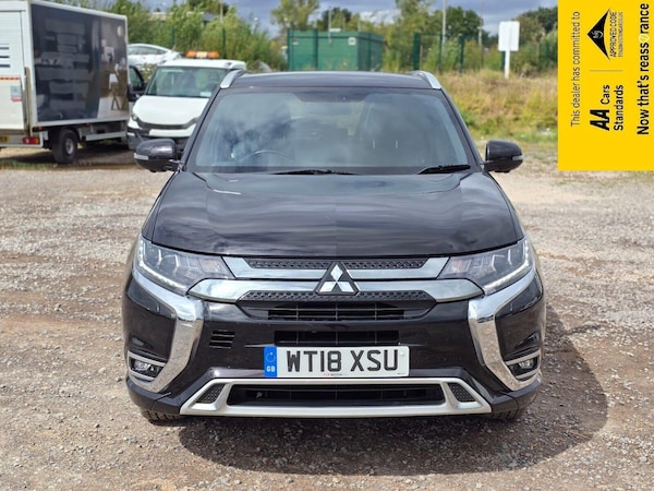 Used Mitsubishi Outlander 2018 for sale - 75583147: Photo 2
