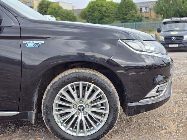 Used Mitsubishi Outlander 2018 for sale - 75583147: Photo 35