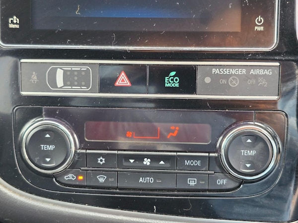 Used Mitsubishi Outlander 2018 for sale - 75583147: Photo 37