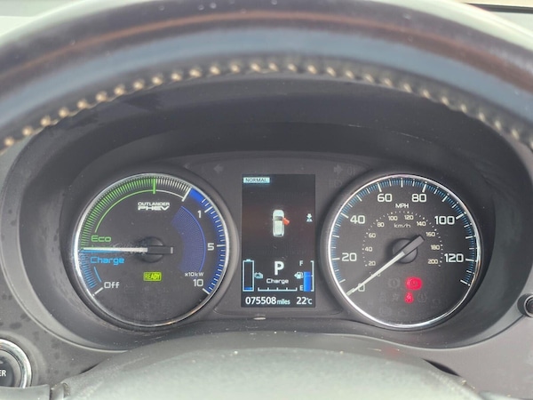 Used Mitsubishi Outlander 2018 for sale - 75583147: Photo 39