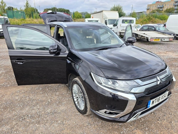 Used Mitsubishi Outlander 2018 for sale - 75583147: Photo 7