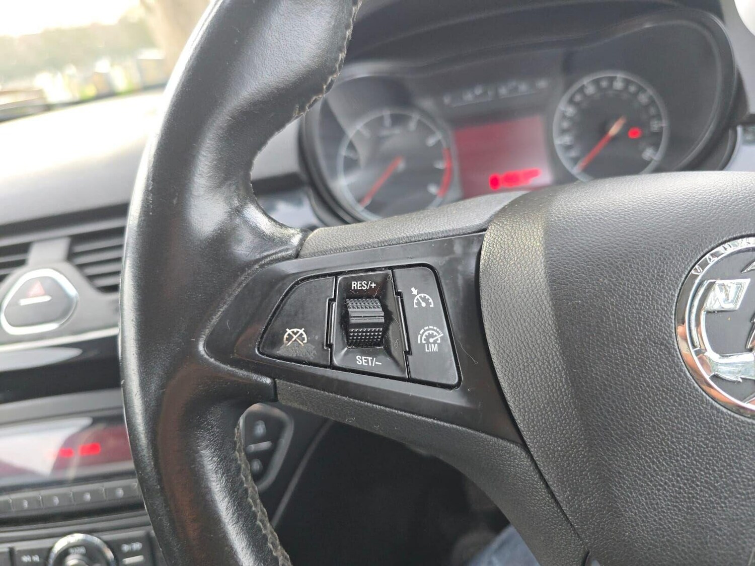 Vehicle 33