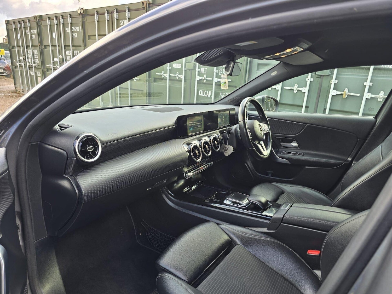 Used Mercedes-Benz A-Class 2018 for sale - 77283937: Photo 35