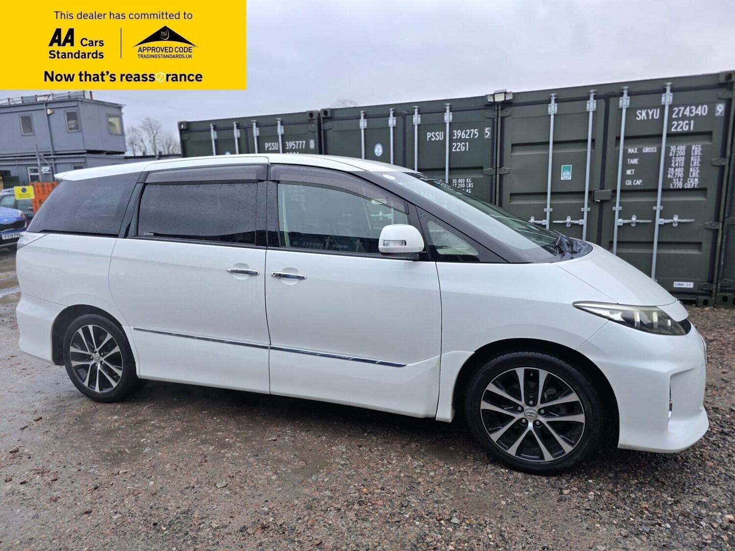 Used Toyota Estima 2015 for sale - 77582425: Photo 13