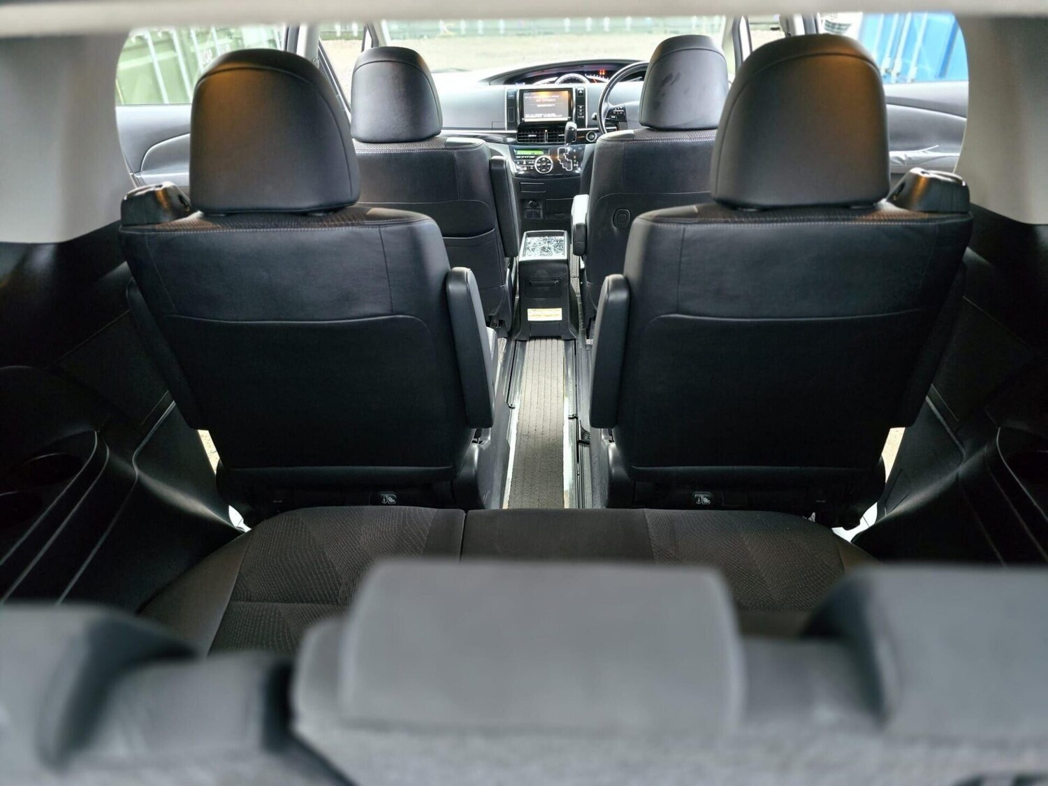 Used Toyota Estima 2015 for sale - 77582425: Photo 27