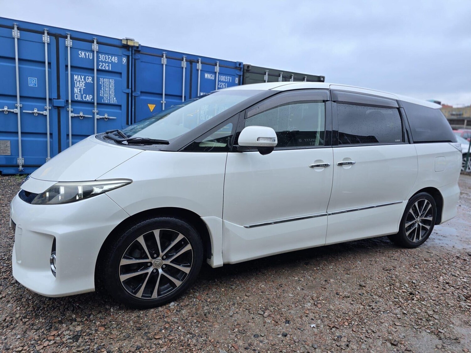 Used Toyota Estima 2015 for sale - 77582425: Photo 61