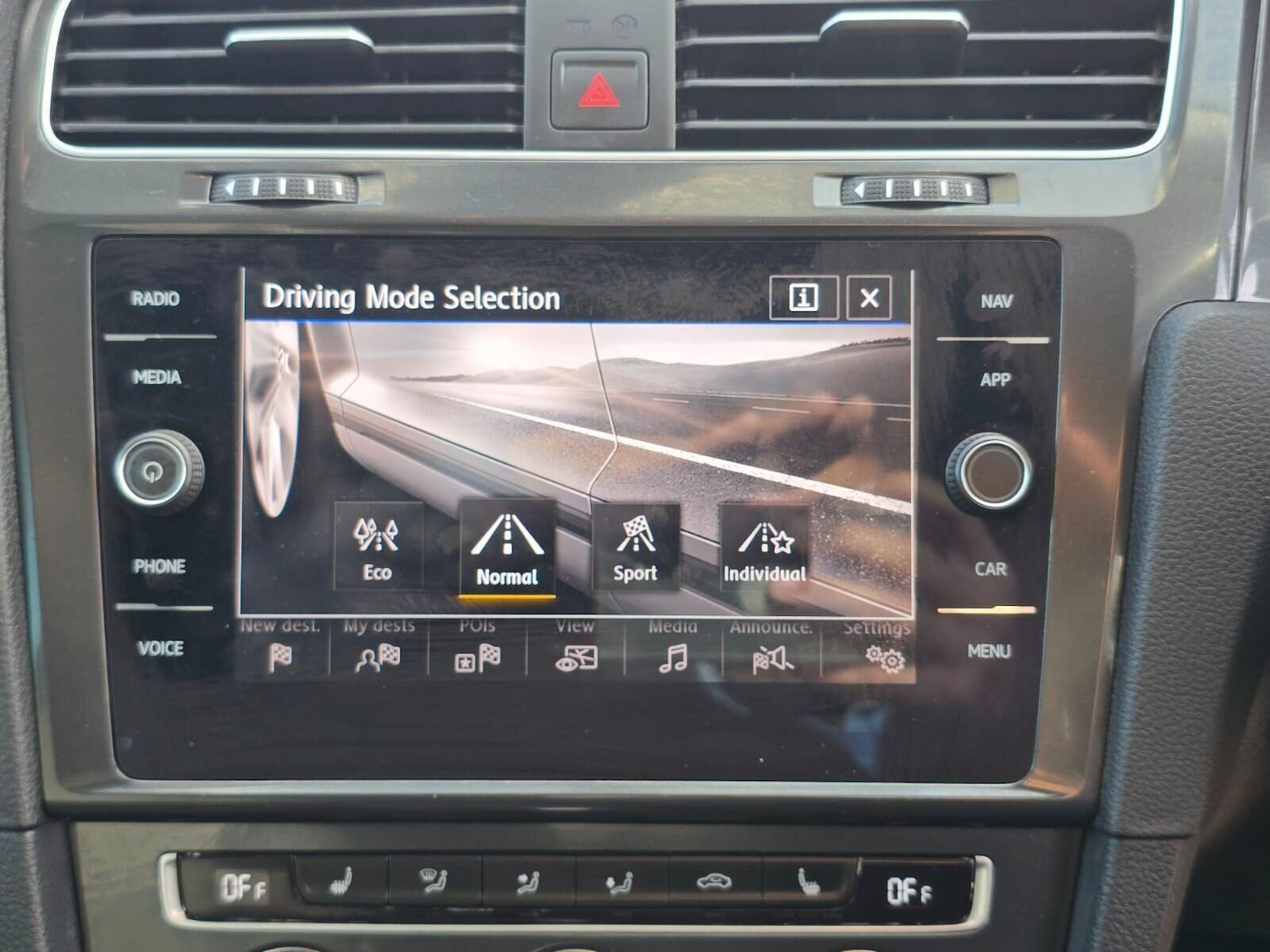 Used Volkswagen Golf 2020 for sale - 76428819: Photo 35