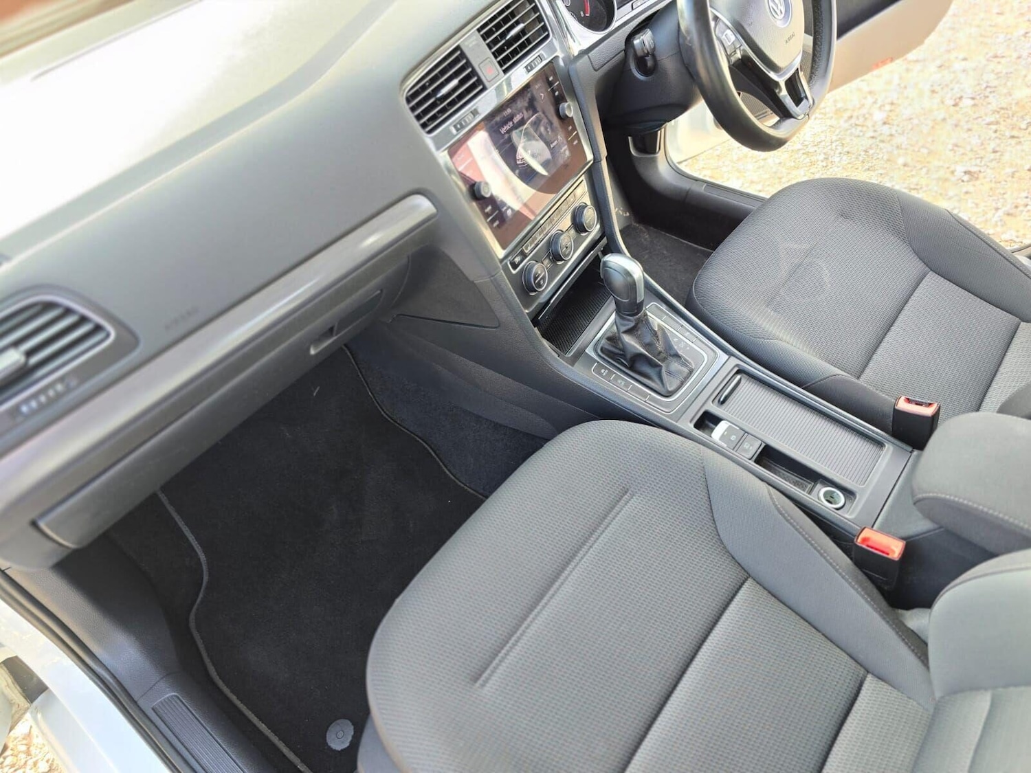 Used Volkswagen Golf 2020 for sale - 76428819: Photo 40