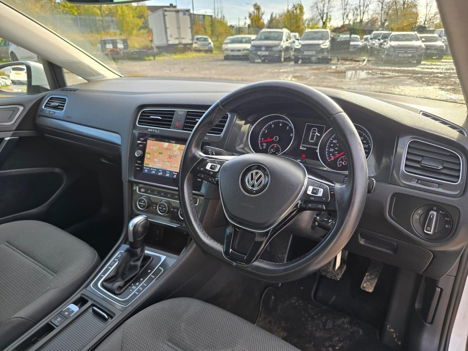 Used Volkswagen Golf 2020 for sale - 76428819: Photo 61