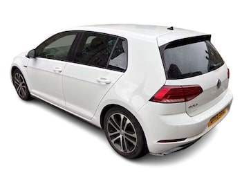 Used Volkswagen Golf 2019 for sale - 79174064: Photo