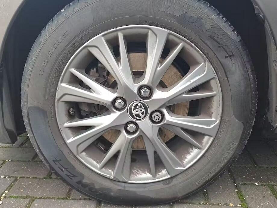 Used Toyota Yaris 2017 for sale - 76922779: Photo 8