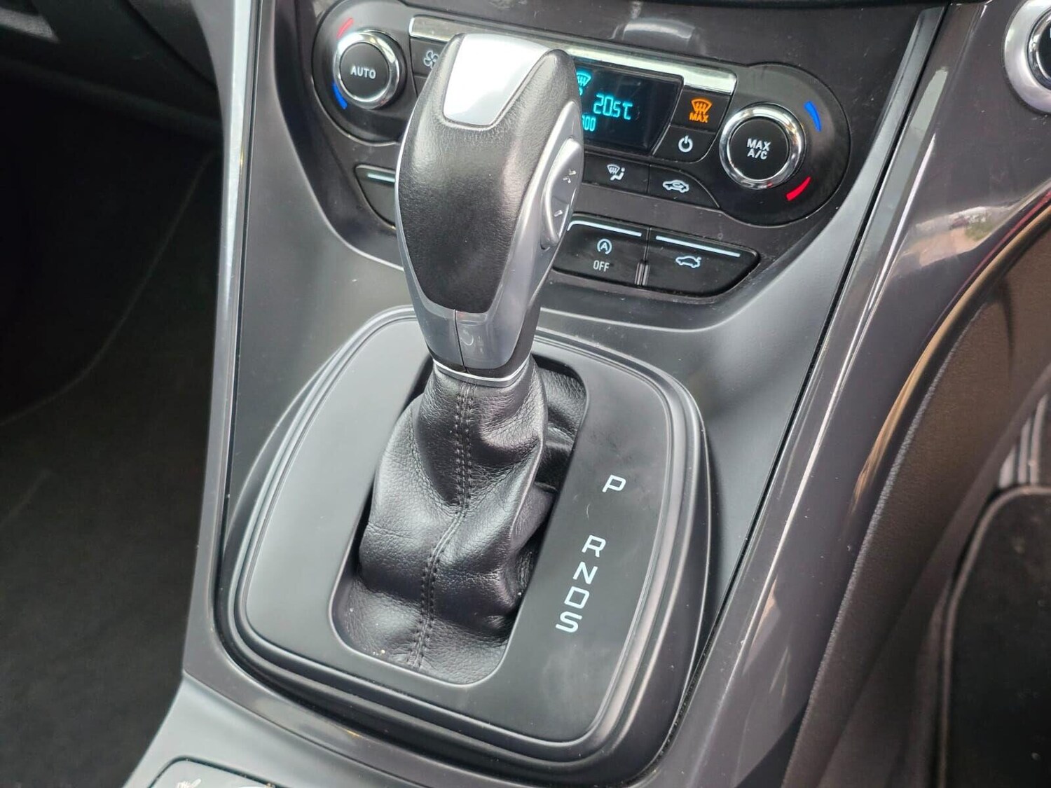 Used Ford Kuga 2015 for sale - 77764148: Photo 53