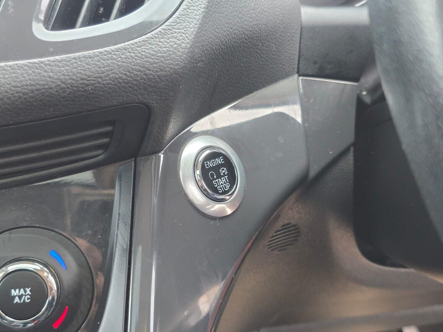 Used Ford Kuga 2015 for sale - 77764148: Photo 55