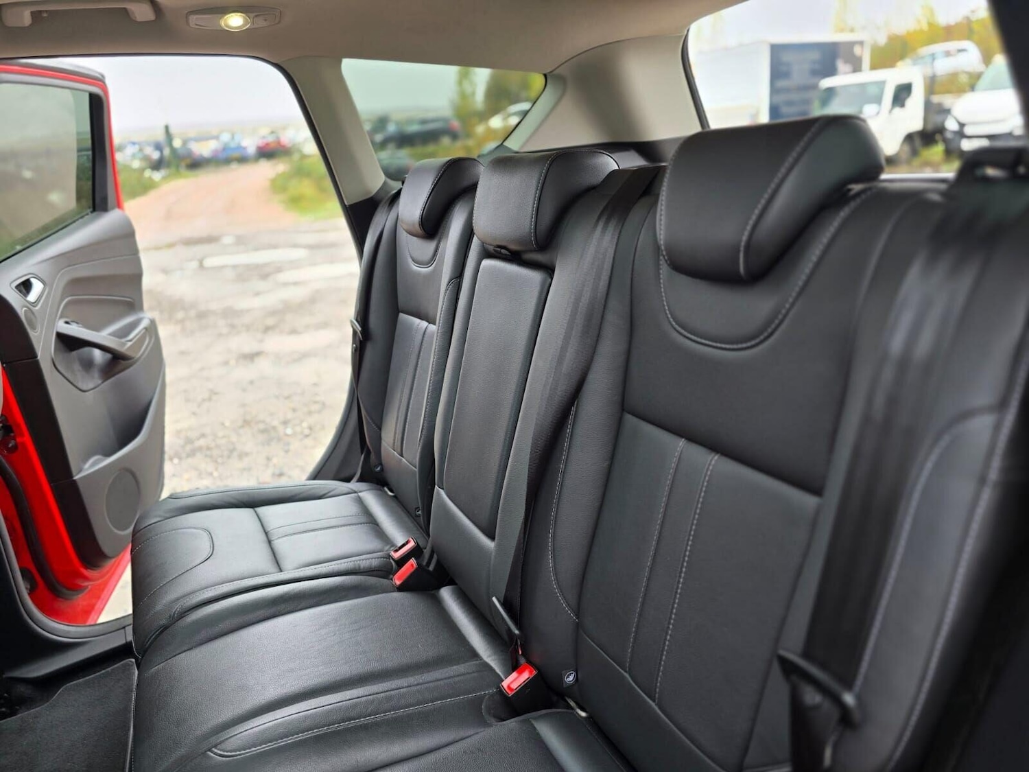 Used Ford Kuga 2015 for sale - 77764148: Photo 7