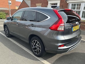 Used Honda CR-V 2017 for sale - 75517160: Photo