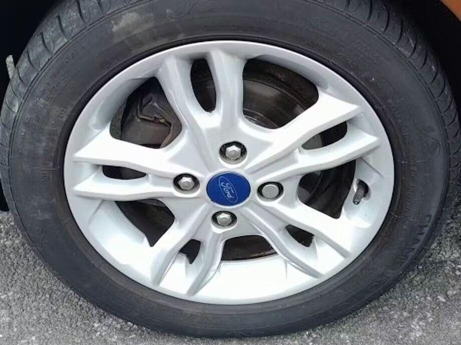 Used Ford Fiesta 2017 for sale - 77997103: Photo 9