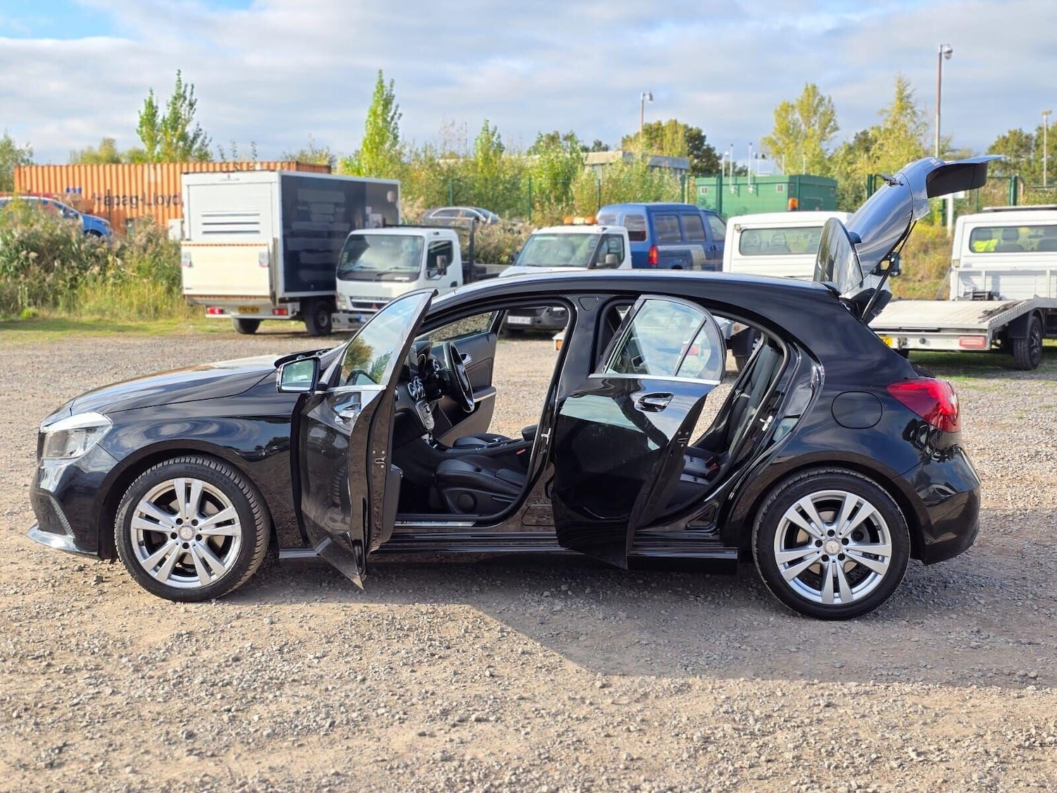 Used Mercedes-Benz A-Class 2017 for sale - 76403351: Photo 13