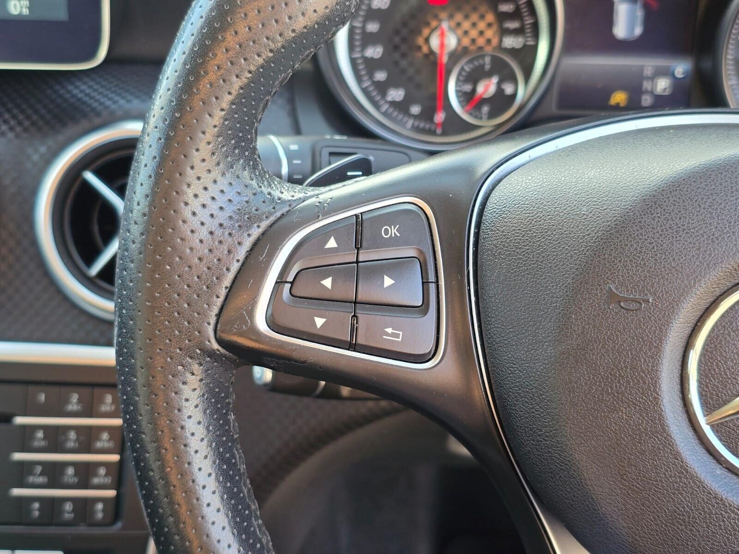 Used Mercedes-Benz A-Class 2017 for sale - 76403351: Photo 35