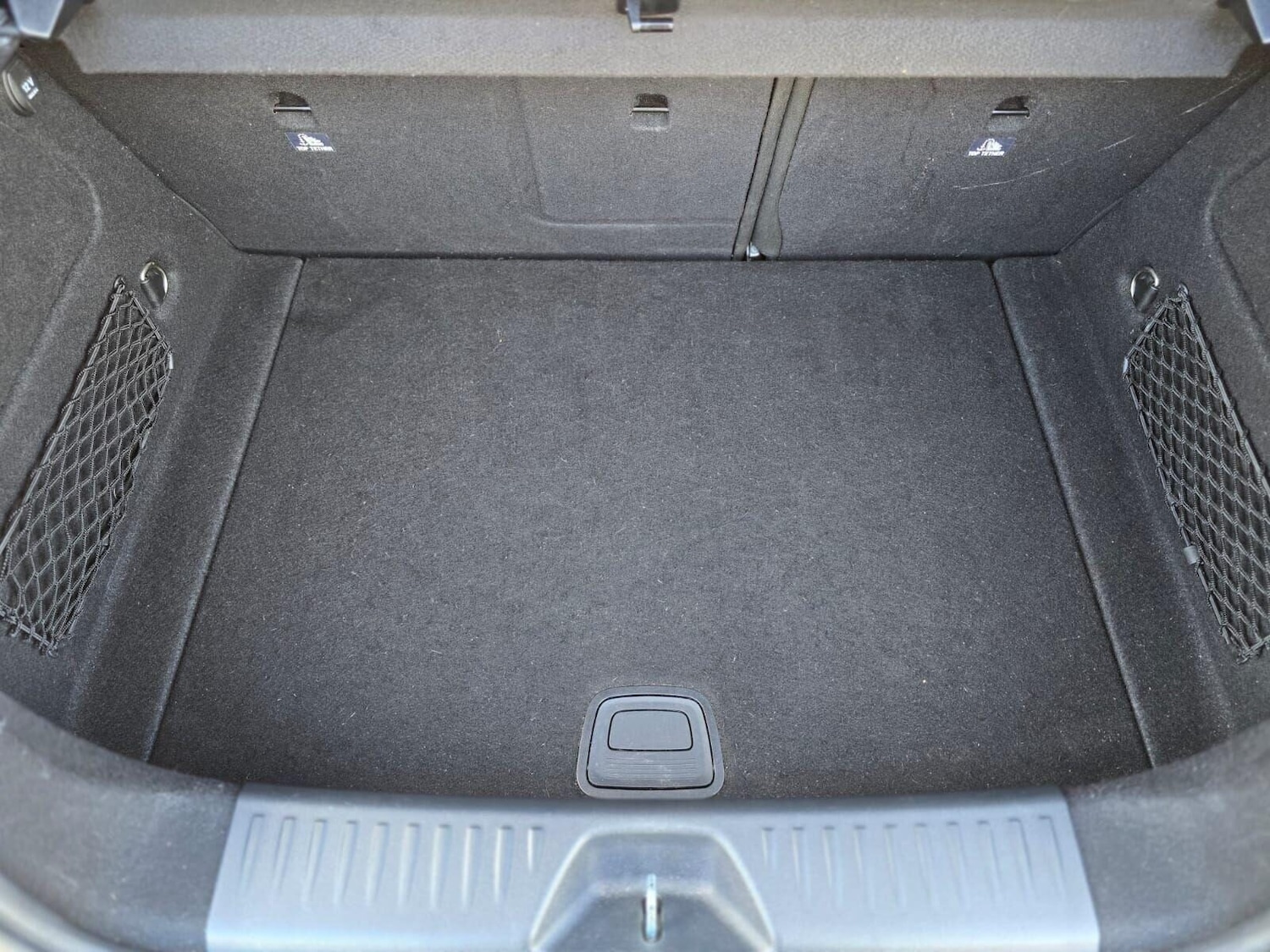 Used Mercedes-Benz A-Class 2017 for sale - 76403351: Photo 40