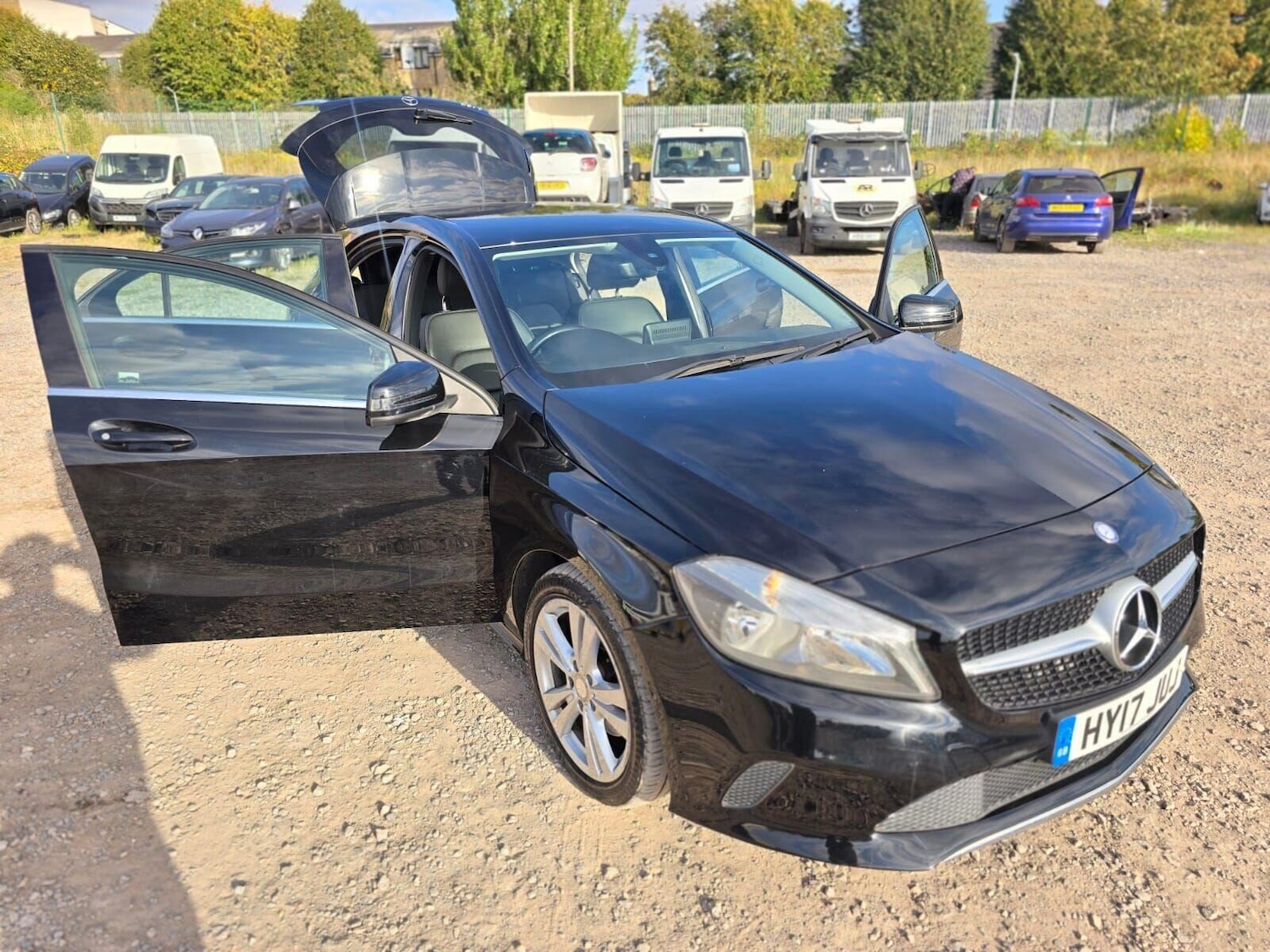 Used Mercedes-Benz A-Class 2017 for sale - 76403351: Photo 6