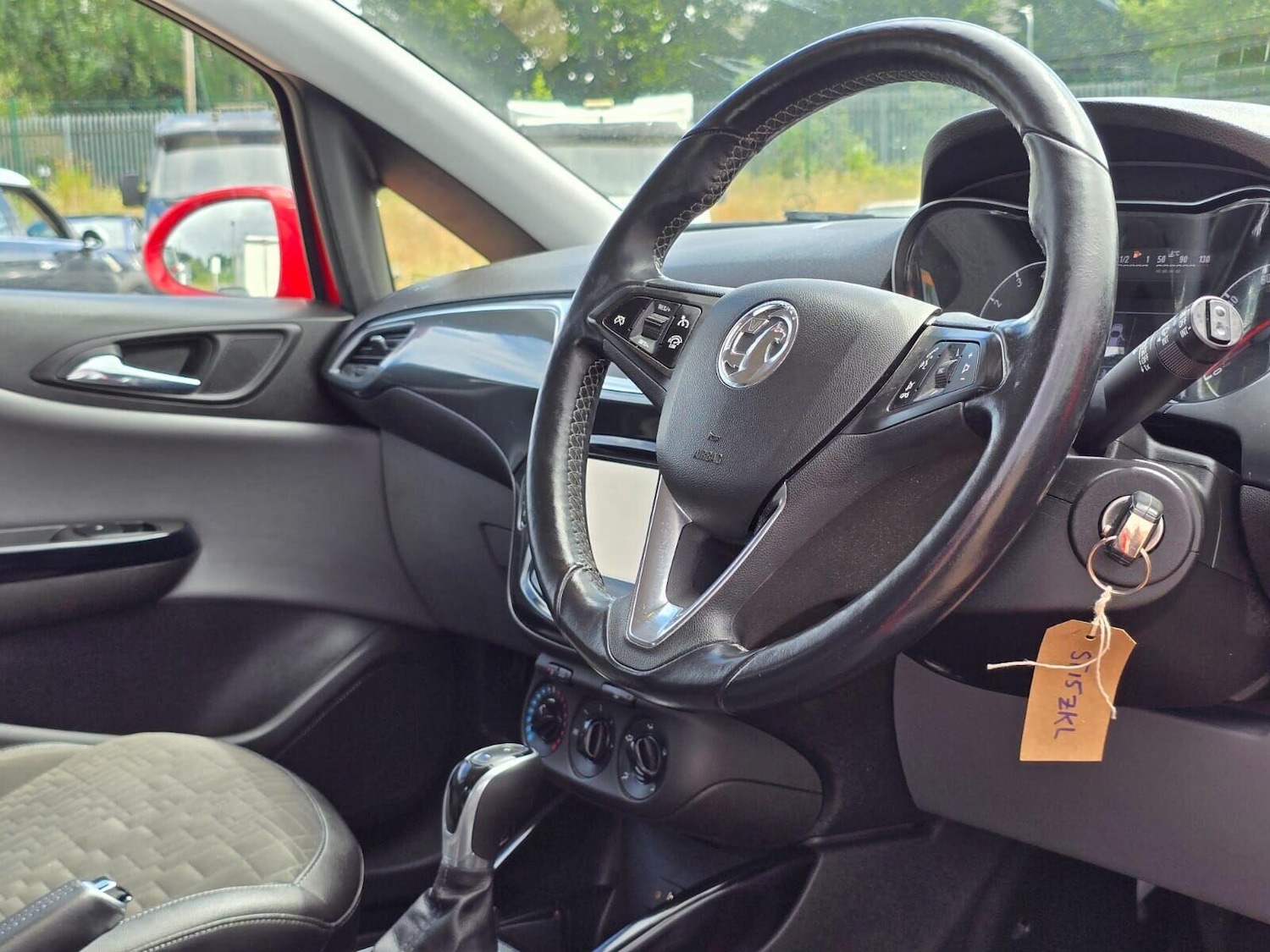 Used Vauxhall Corsa 2015 for sale - 76301193: Photo 18