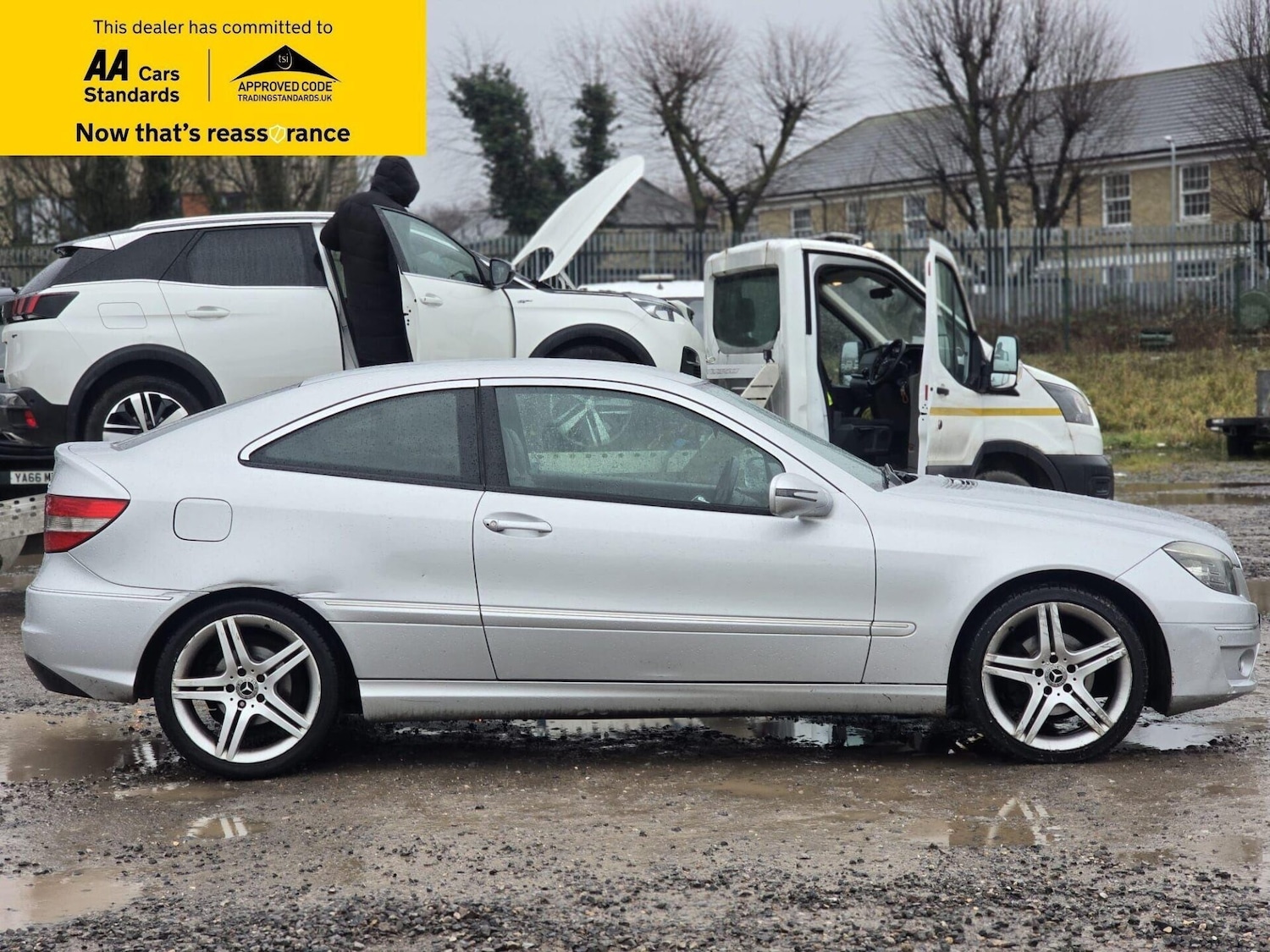 Used Mercedes-Benz CLC Class 2010 for sale - 77461296: Photo 13