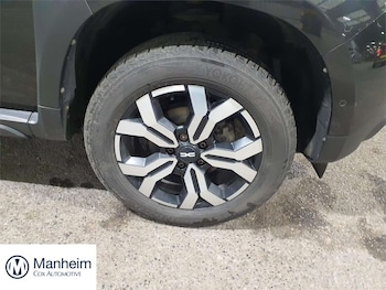 Used Dacia Duster 2023 for sale - 79174065: Photo
