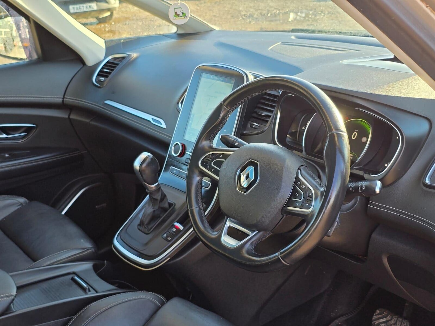 Used Renault Grand Scenic 2017 for sale - 76750844: Photo 24