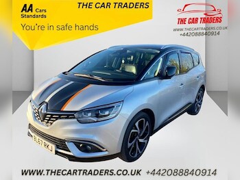 Used Renault Grand Scenic 2017 for sale - 76750844: Photo