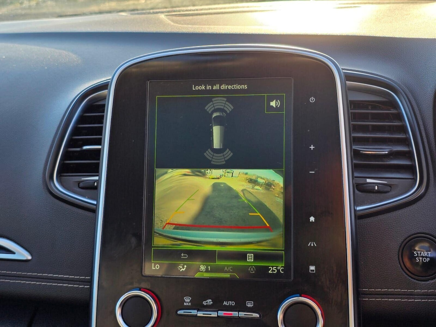 Used Renault Grand Scenic 2017 for sale - 76750844: Photo 36