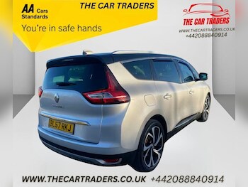 Used Renault Grand Scenic 2017 for sale - 76750844: Photo