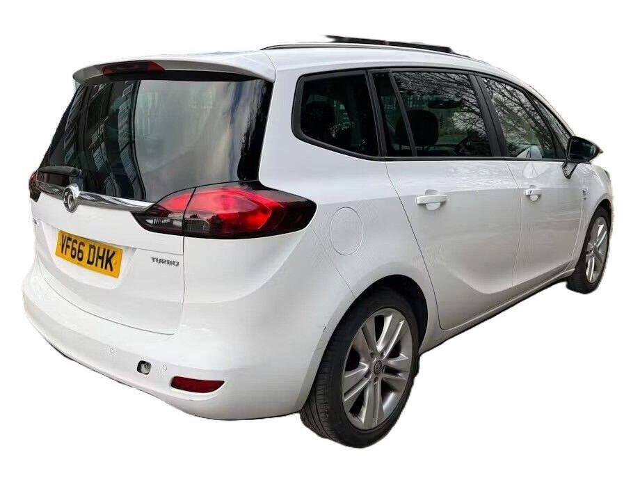 Used Vauxhall Zafira 2017 for sale - 77679802: Photo 4
