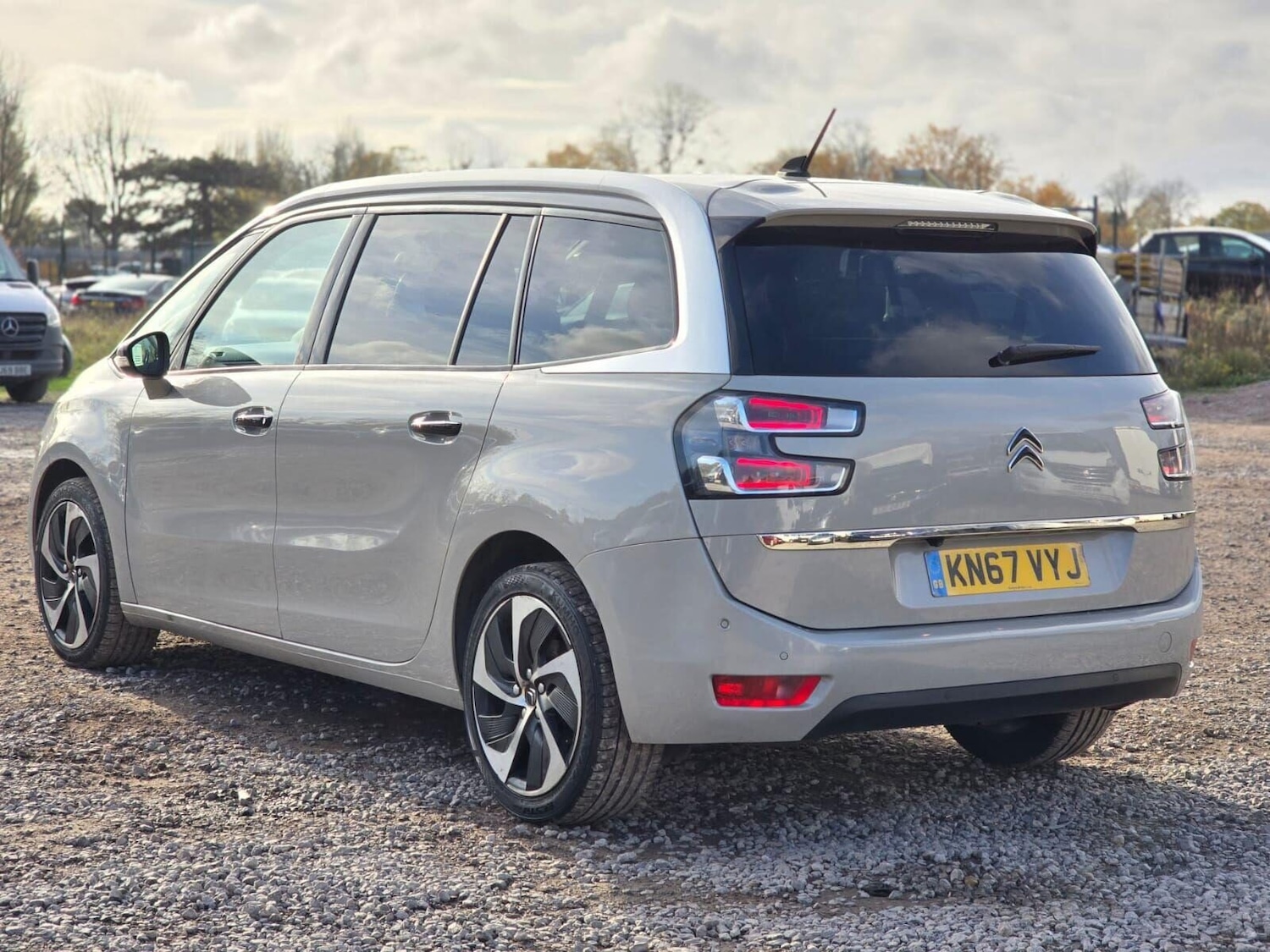 Used Citroen C4 Grand Picasso 2017 for sale - 76257150: Photo 11