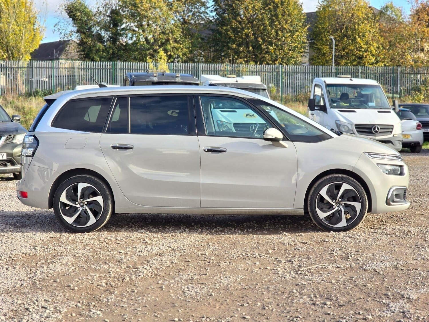 Used Citroen C4 Grand Picasso 2017 for sale - 76257150: Photo 15