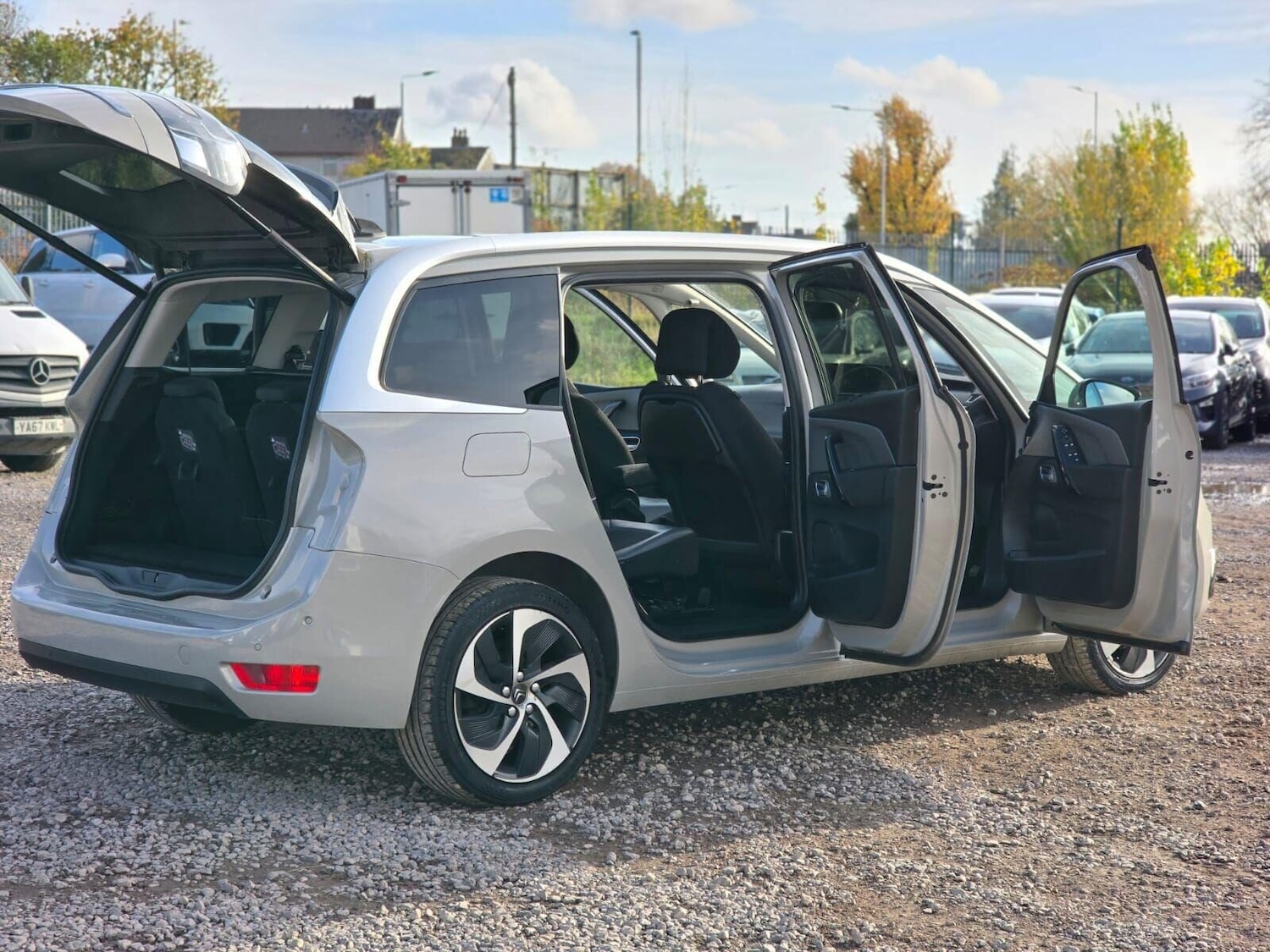 Used Citroen C4 Grand Picasso 2017 for sale - 76257150: Photo 18