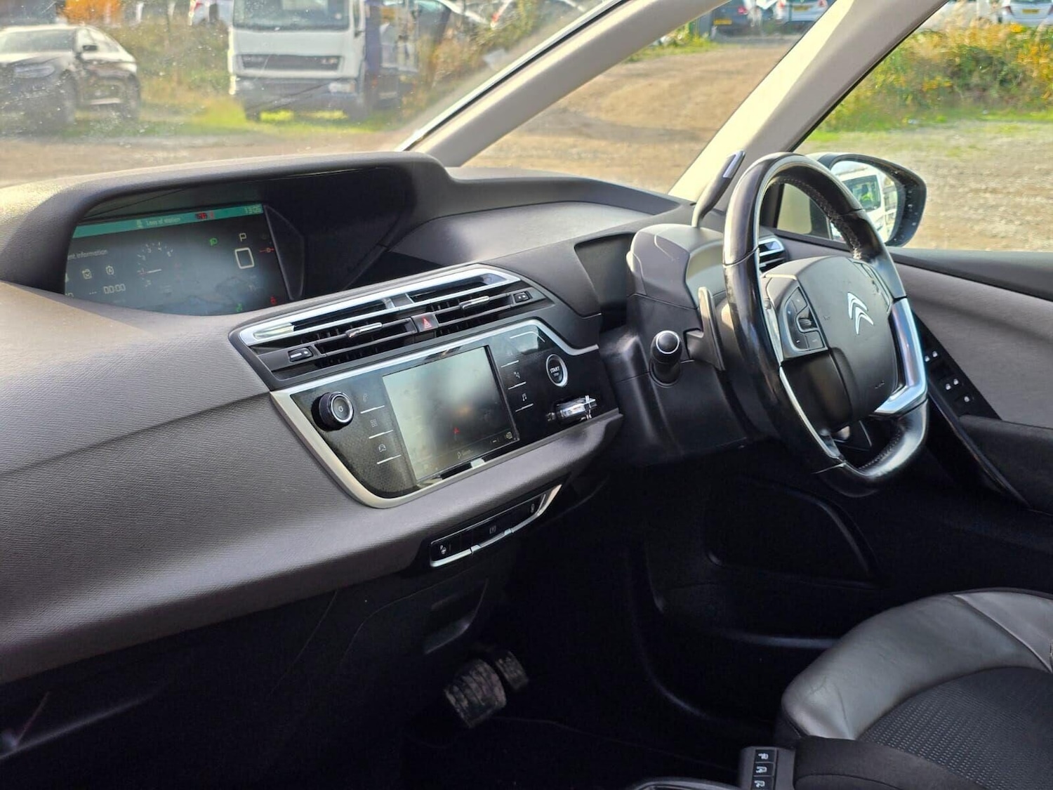 Used Citroen C4 Grand Picasso 2017 for sale - 76257150: Photo 19