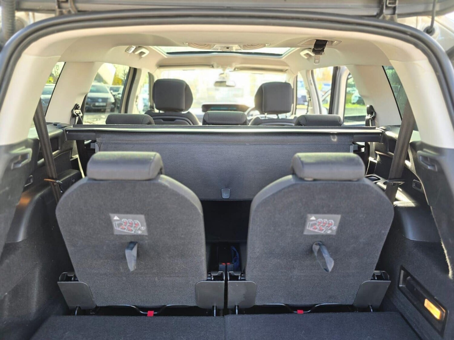 Used Citroen C4 Grand Picasso 2017 for sale - 76257150: Photo 33